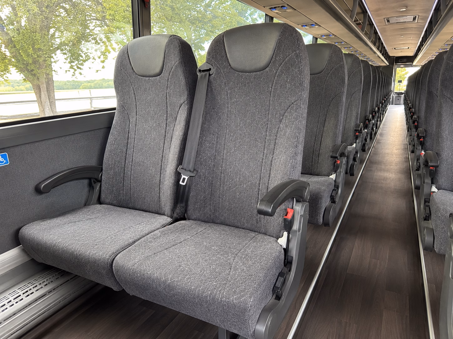 how the type of bus changes the price in vista california