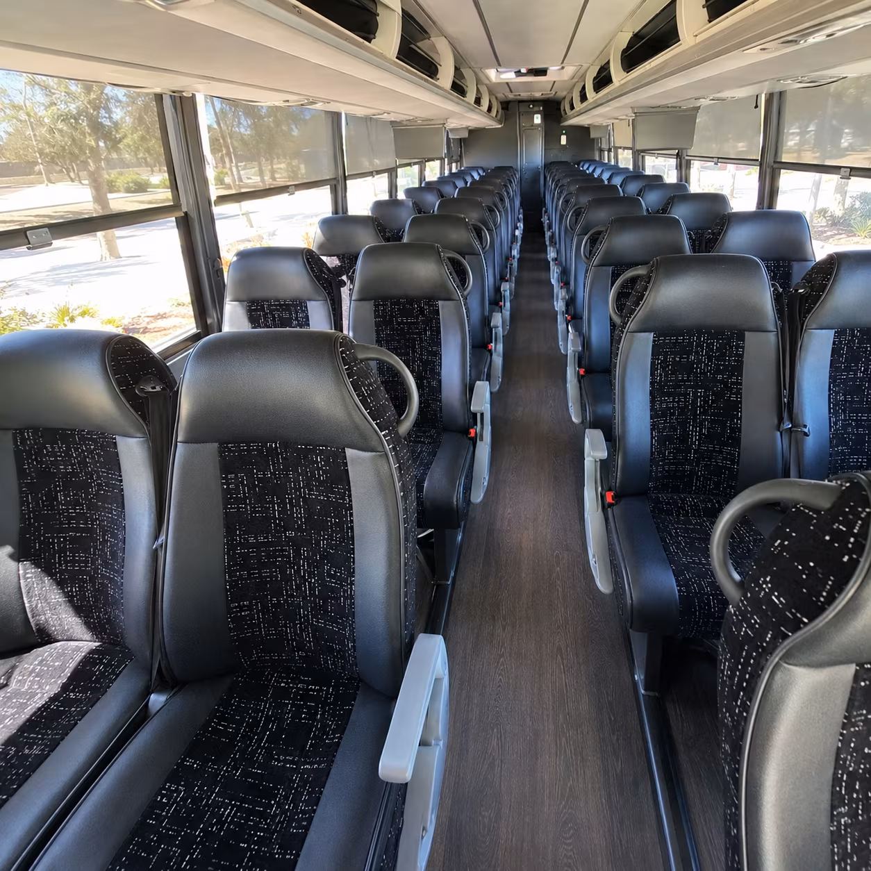 vista charter buses